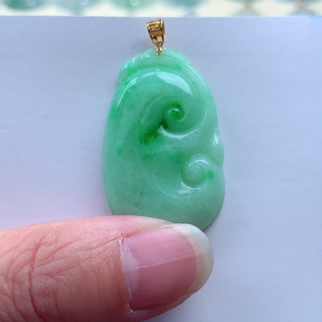 翡翠吊坠(不含链)18K金镶嵌