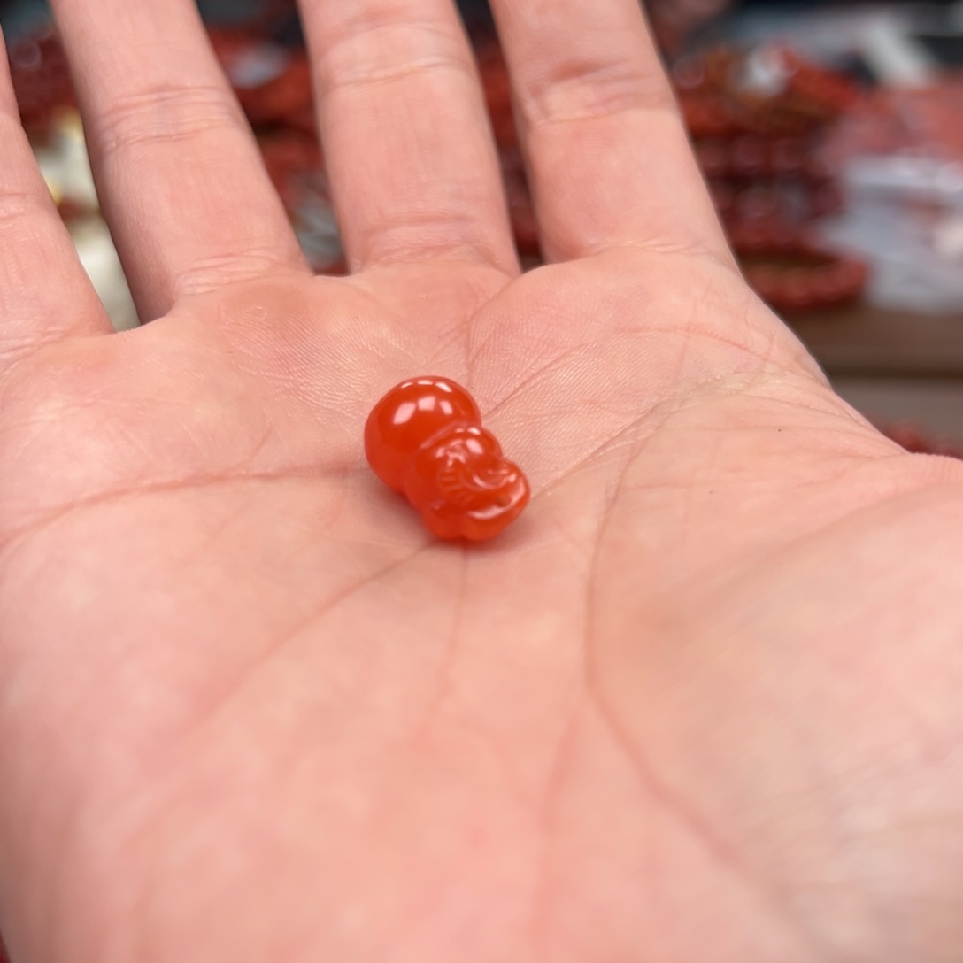 南红玛瑙未镶嵌手链