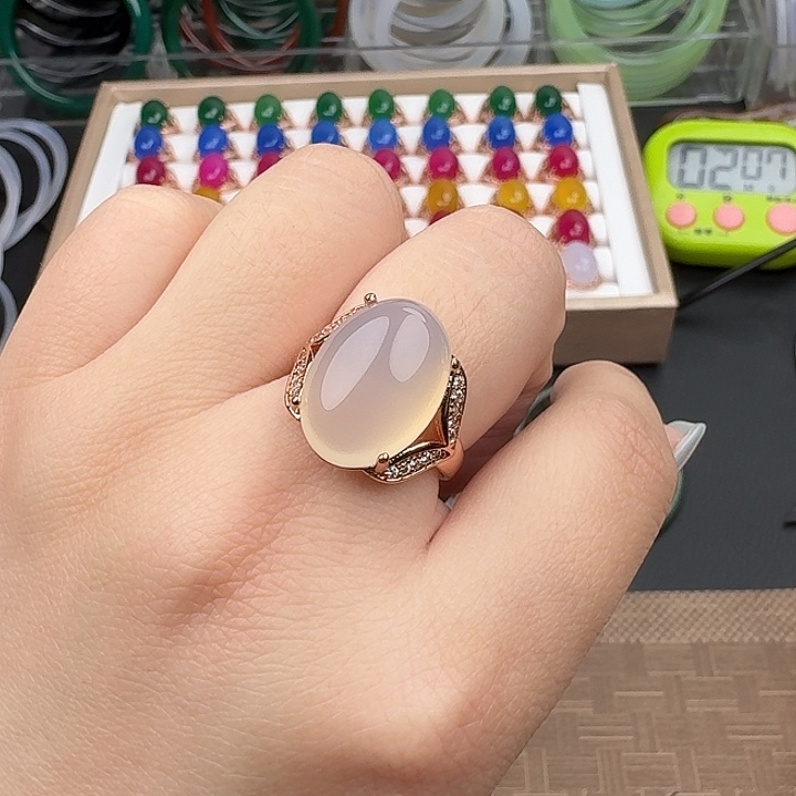 玛瑙/玉髓手镯未镶嵌