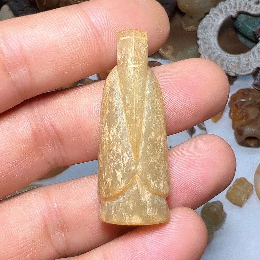 和田玉（糖玉）挂件未镶嵌海*