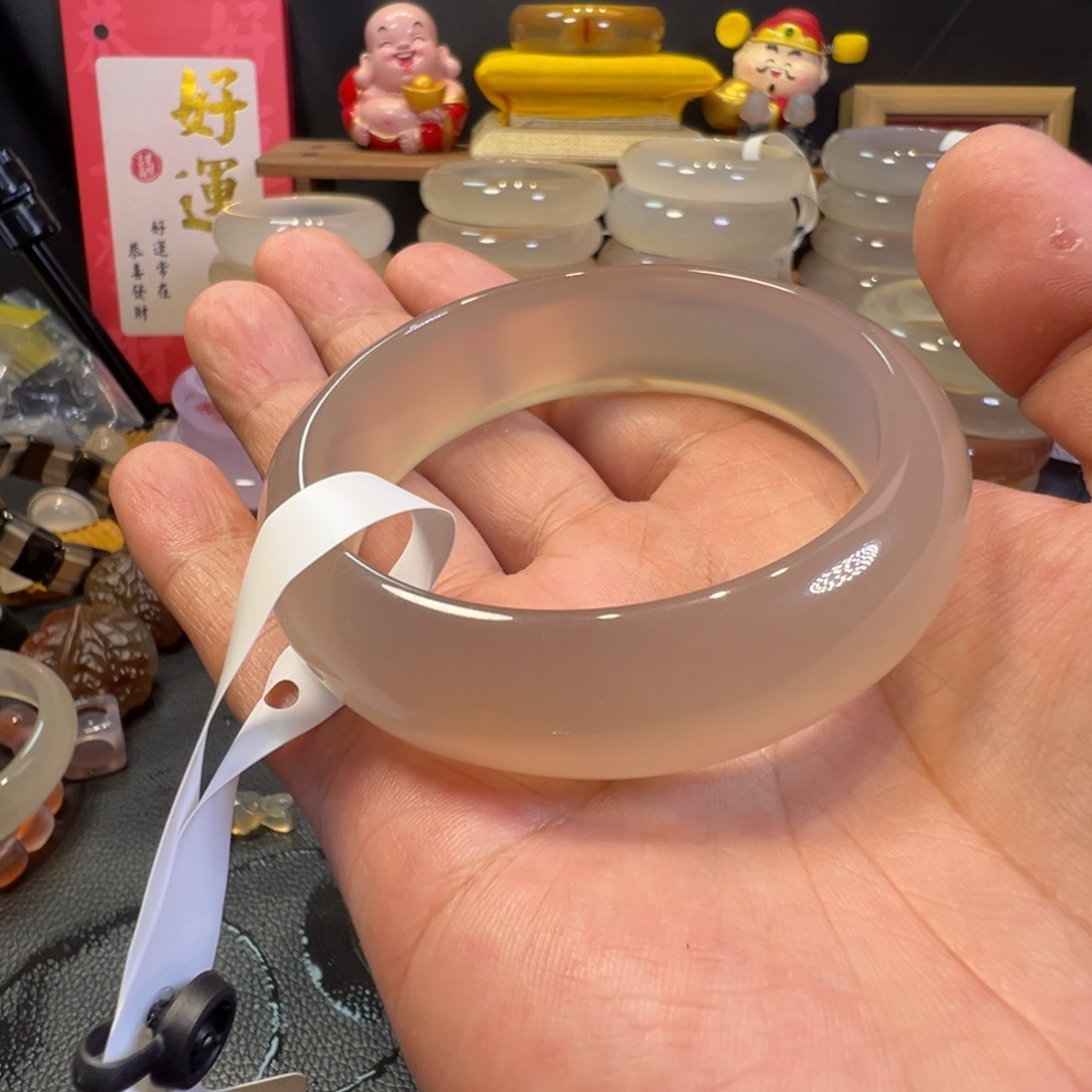 把****玛瑙/玉髓手镯未镶嵌