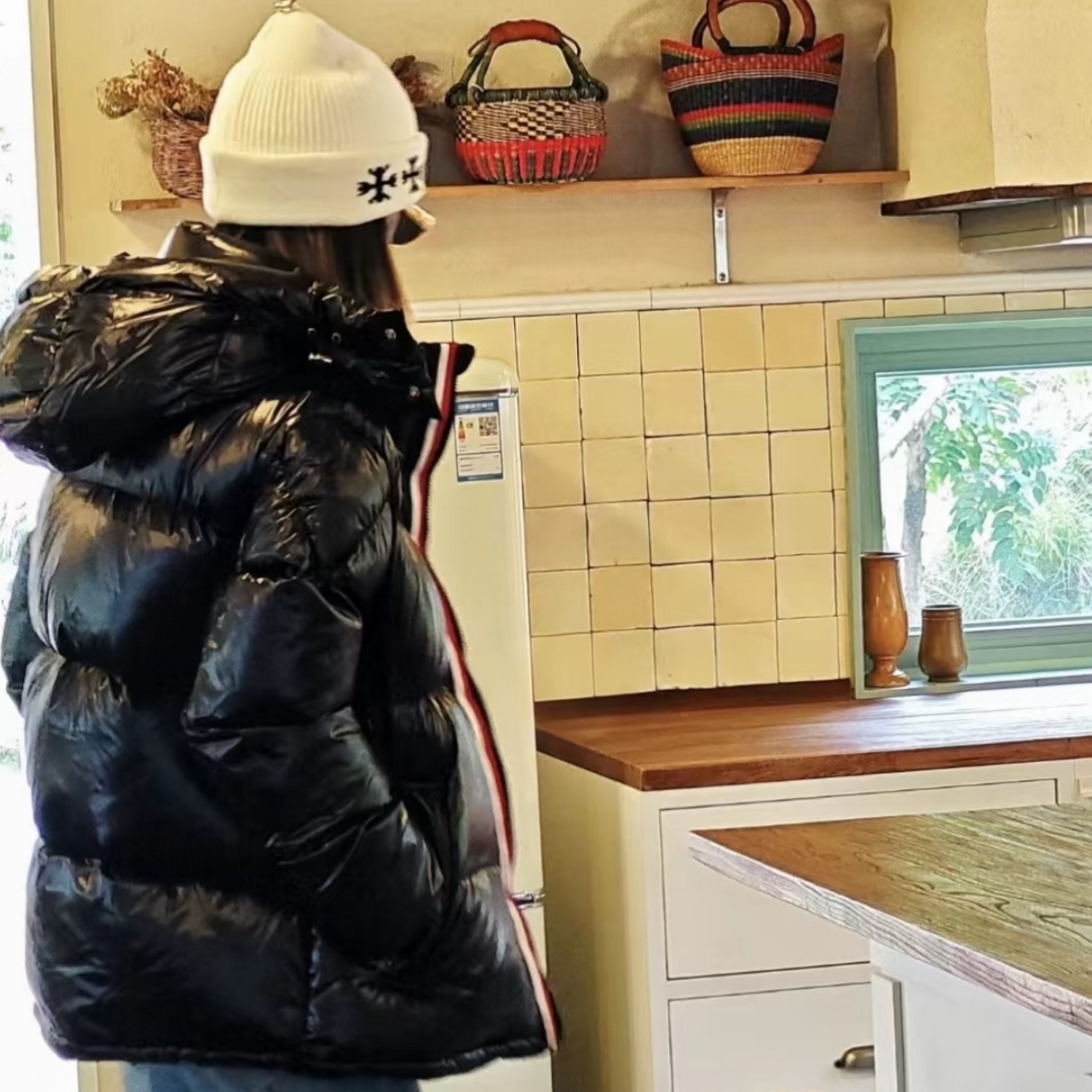 走货剩余 面料微瑕疵彩带情侣羽绒服