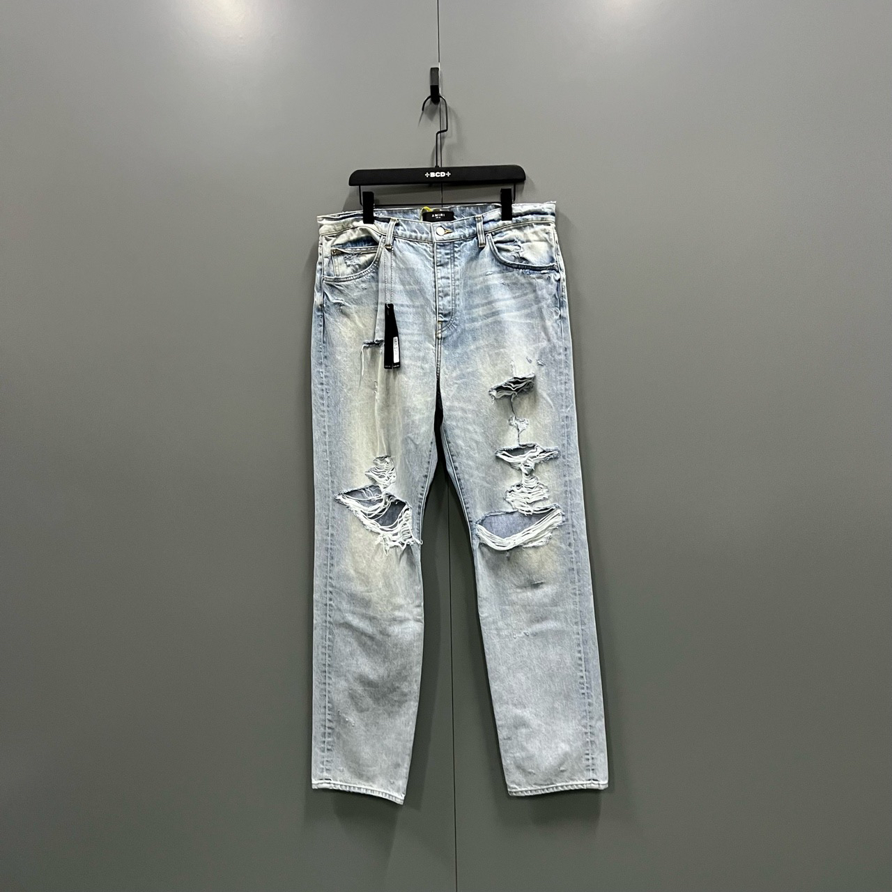 (ll) AMIRI 蓝色水洗破洞牛仔裤 36码/9000/吊牌 ki303187