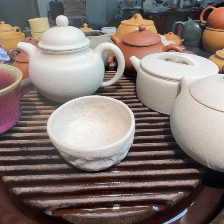 紫砂茶案白玉段手捏80cc