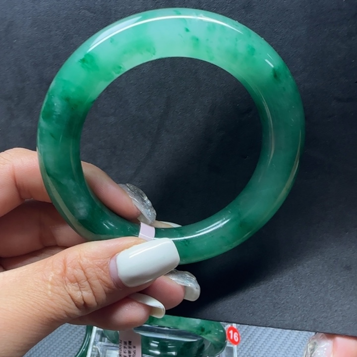 石英质玉合金圆形手镯57