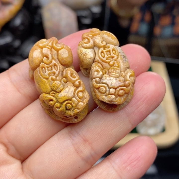 硅化珊瑚（珊瑚玉）手镯未镶嵌