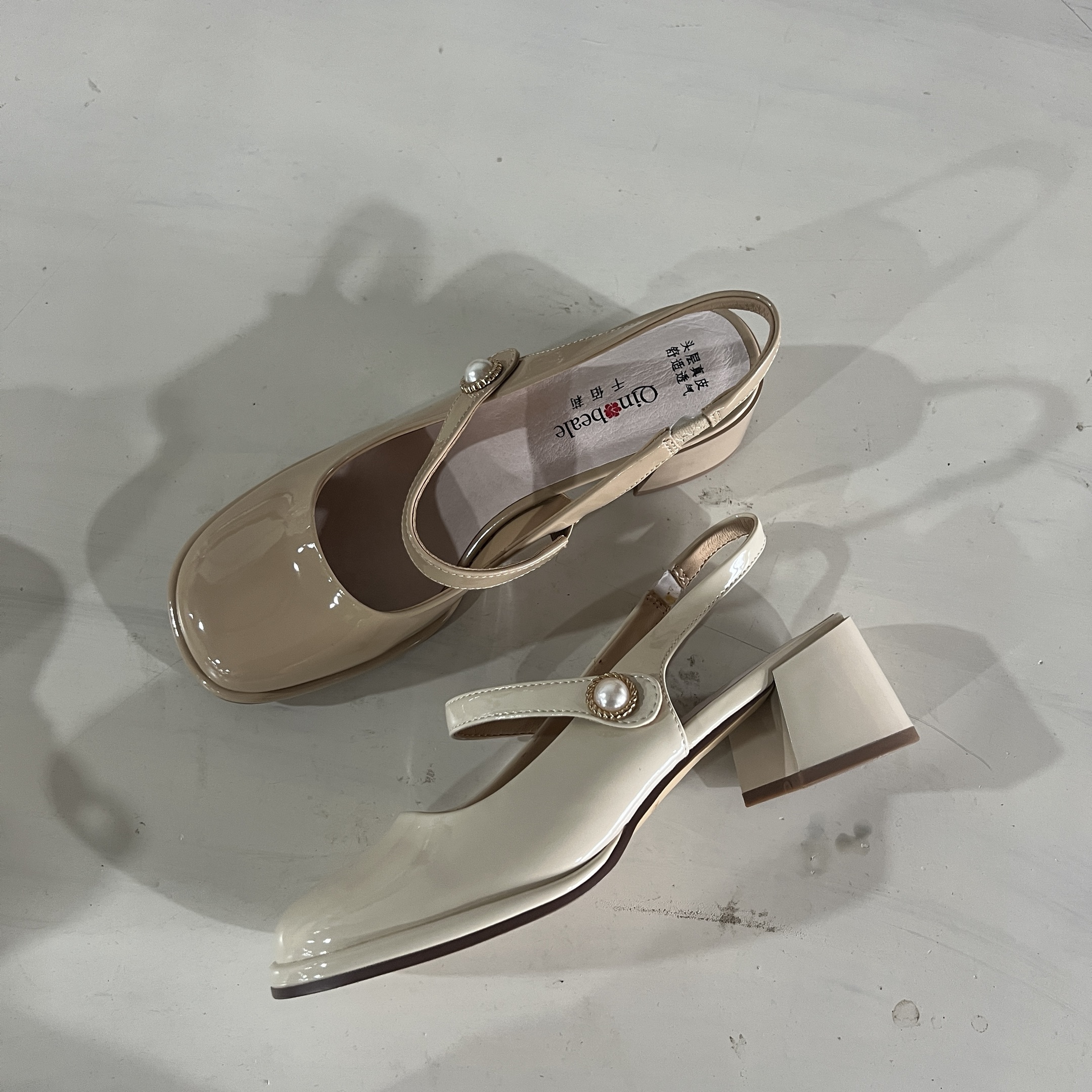 31311020768空鞋B778