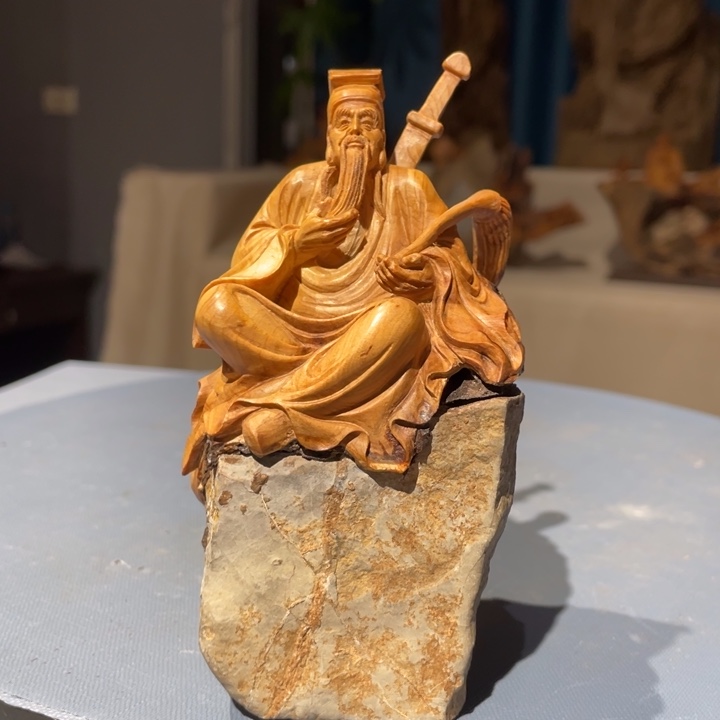 柏木（崖柏）吕洞宾摆件工艺品