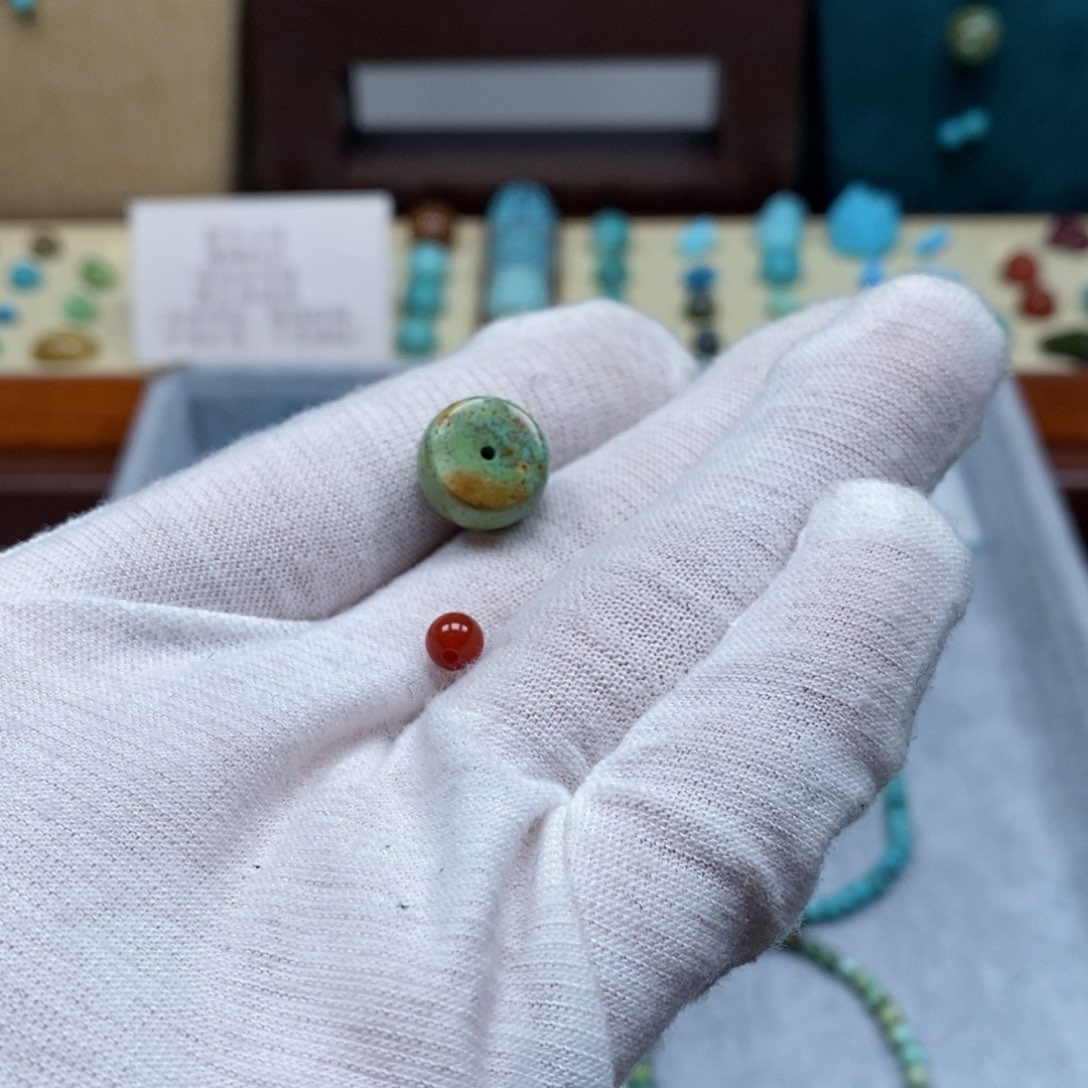 未镶嵌配饰南红玛瑙