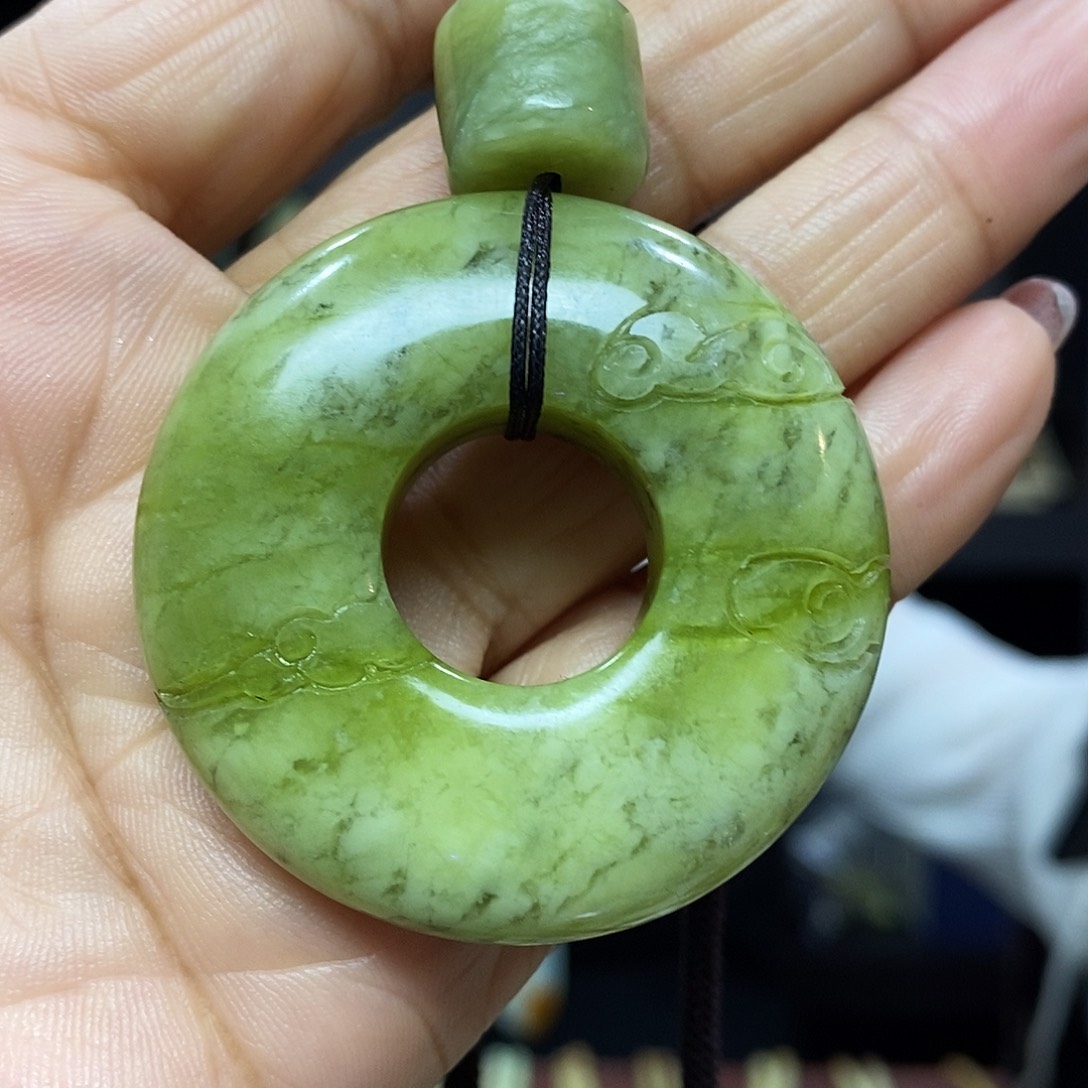 岫玉挂件吊坠手把未镶嵌