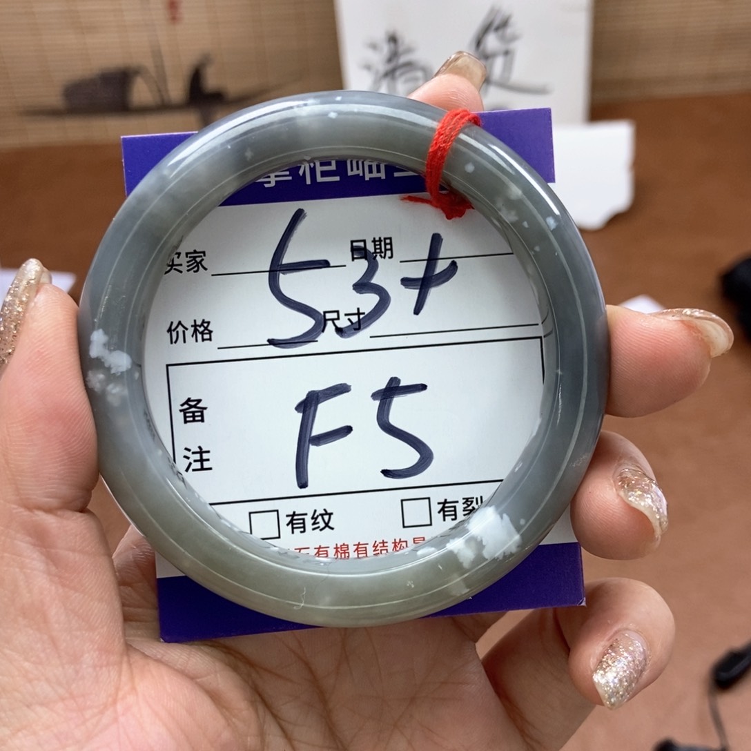 和田玉手镯手镯未镶嵌