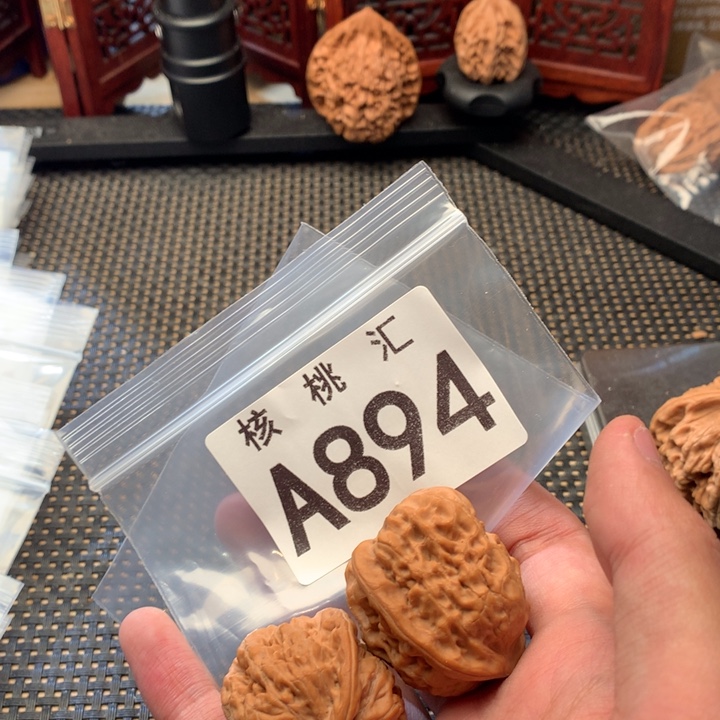 吊坠文玩核桃霸王