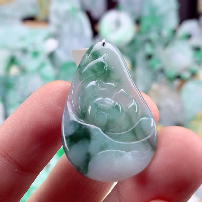 【闪购商品】翡翠吊坠(不含链)未镶嵌