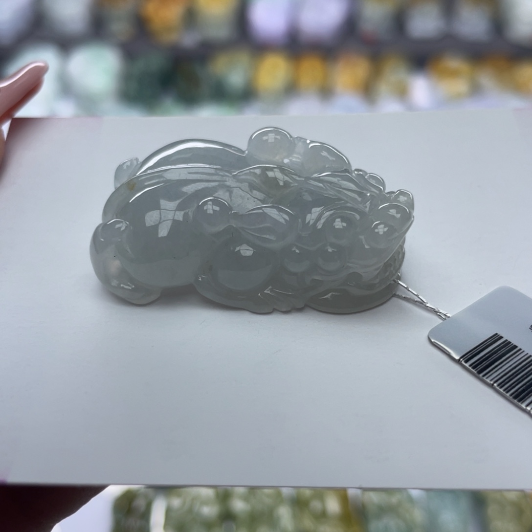 翡翠颈饰未镶嵌貔貅