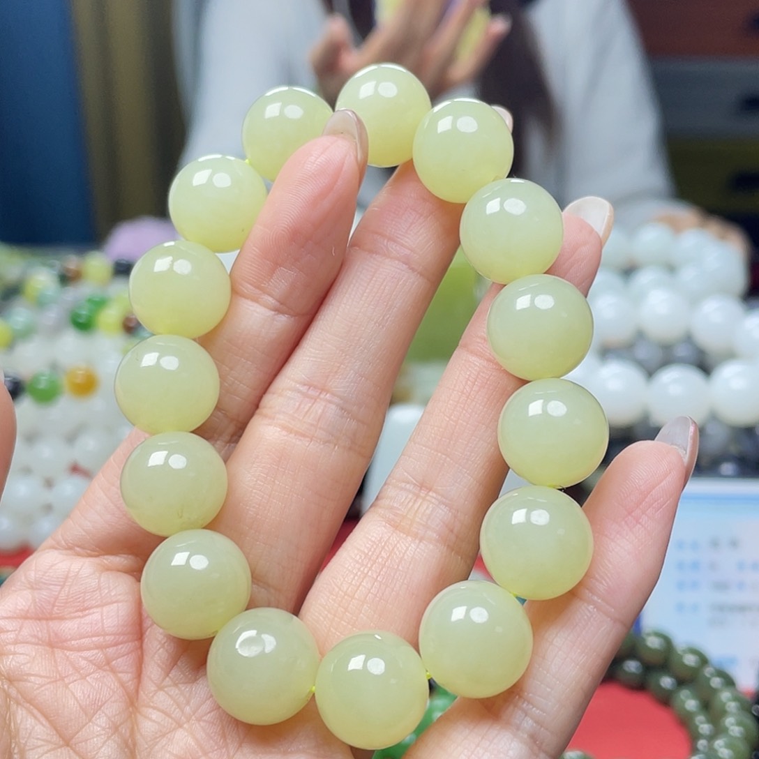 未镶嵌手链和田玉小*思