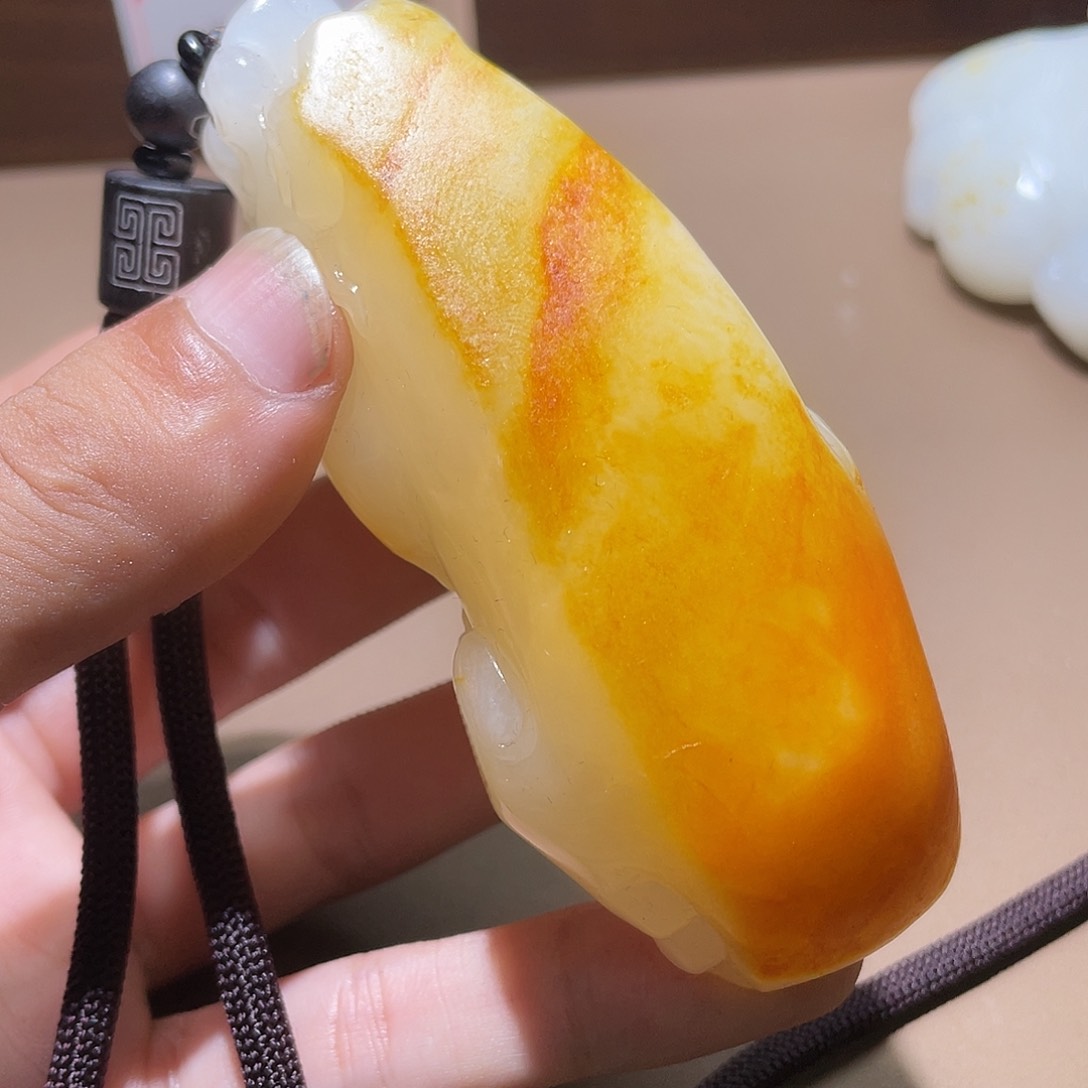 和田玉颈饰未镶嵌Z6