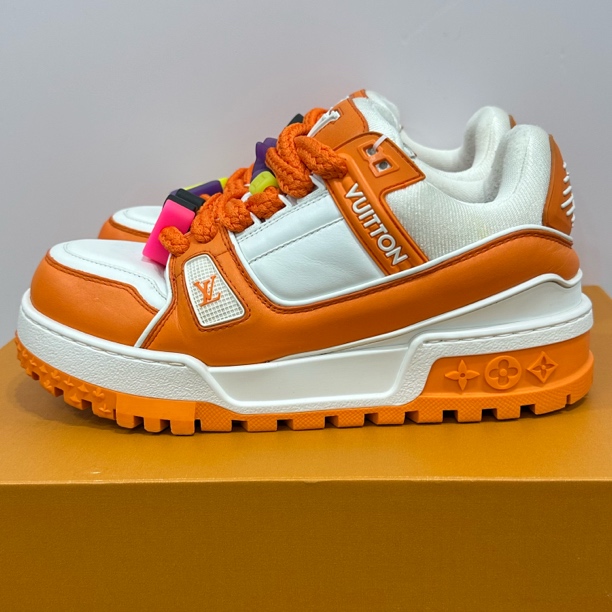 95新 LouisVuitton/路易威登 39码 trainer 白橙胖丁 板鞋