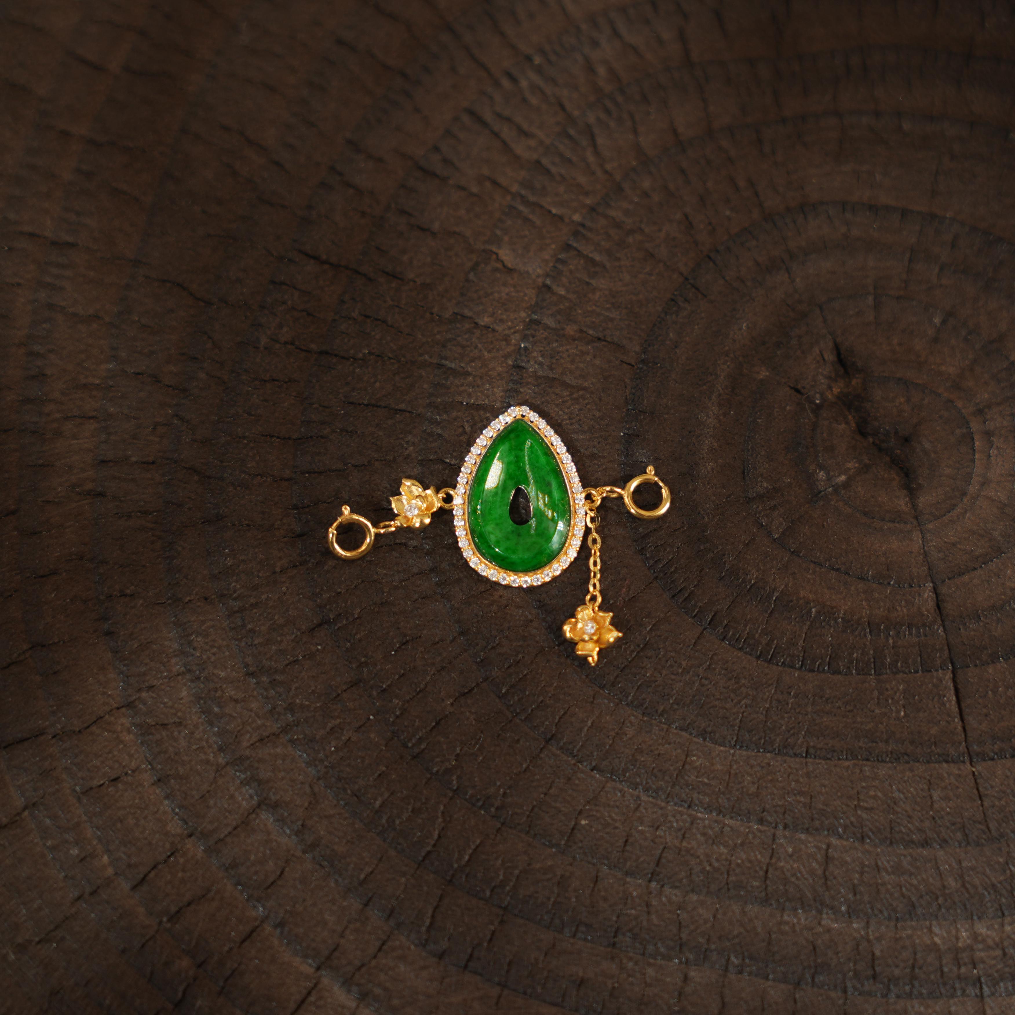 花水滴-天然A货翡翠18K金吊坠