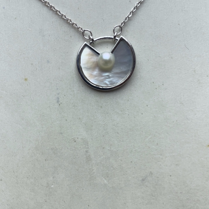 淡水珍珠项链合金