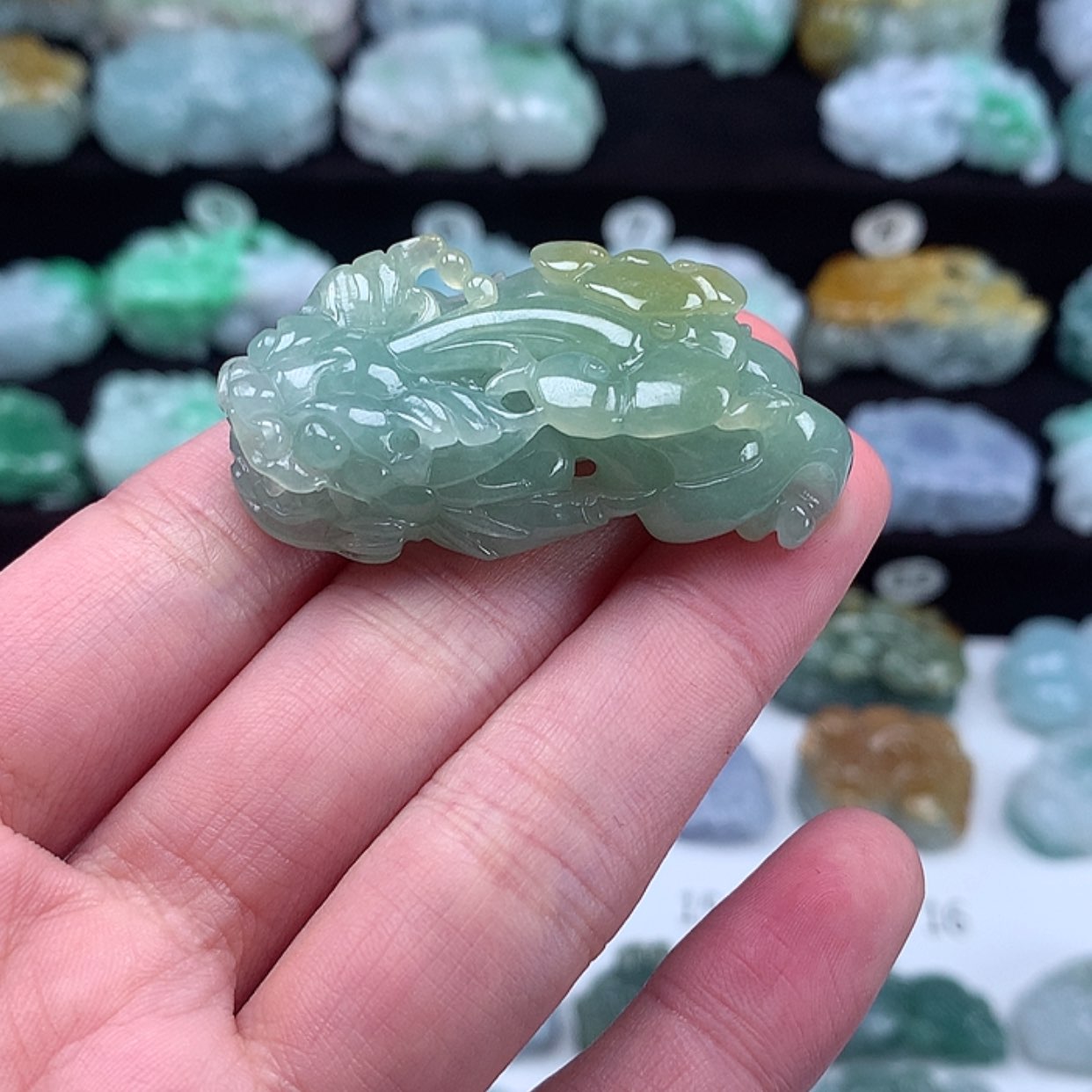 【闪购商品】翡翠颈饰未镶嵌貔貅