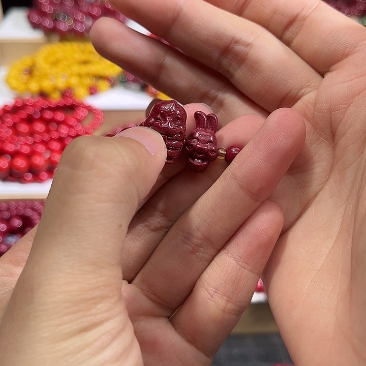 天然辰砂兔子朱砂生肖饰品