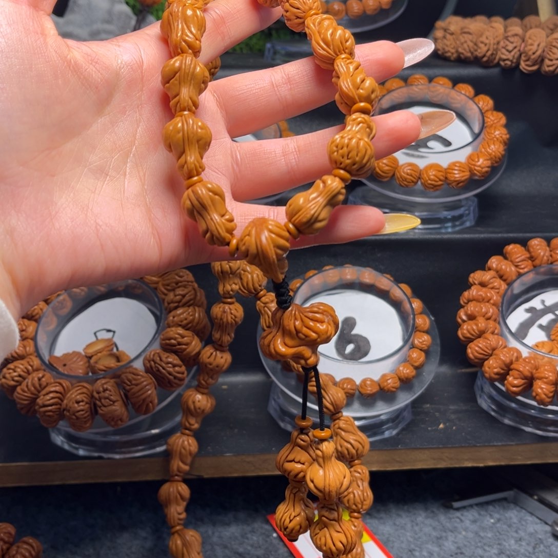 桃核手串你****）桃核单圈