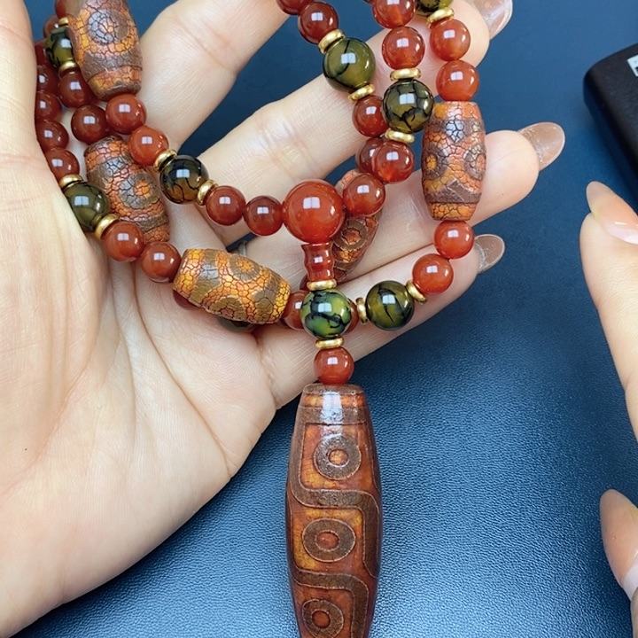 玛瑙/玉髓颈饰未镶嵌