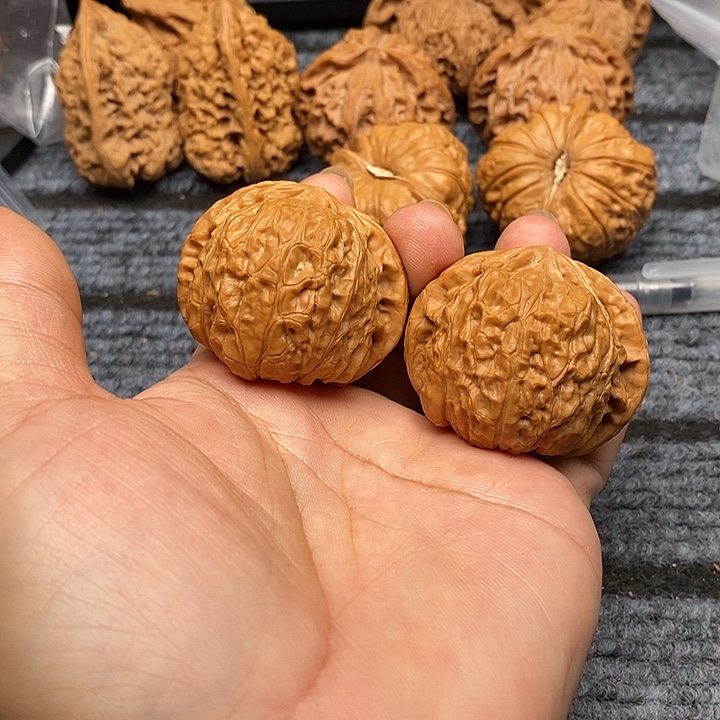 小***车文玩核桃把件全品南瓜墩43尺