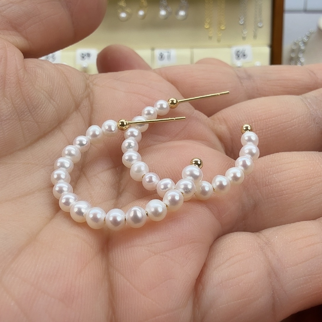 淡水珍珠耳饰未镶嵌