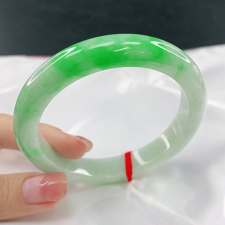 翡翠未镶嵌手镯圈55.6，54032