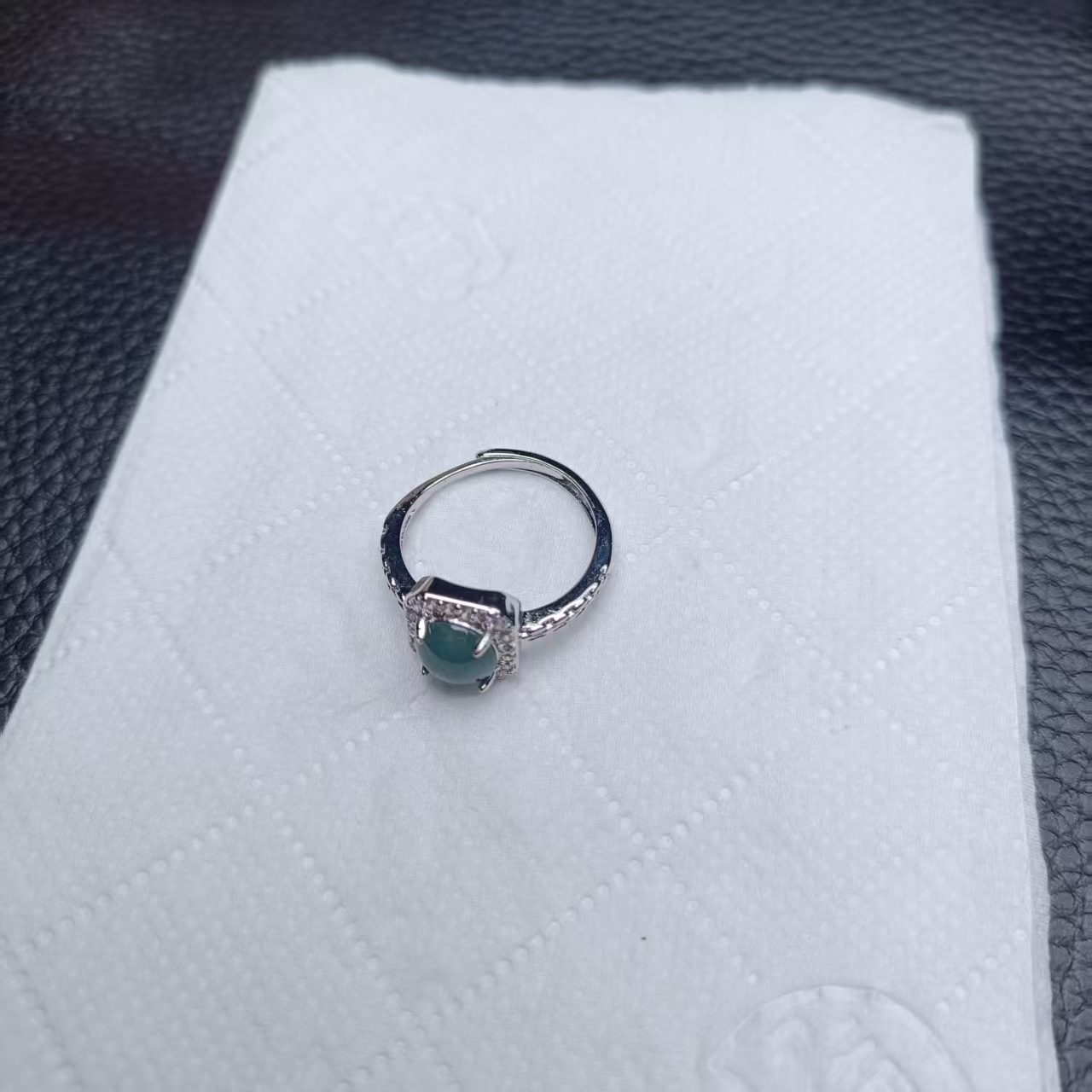 天然A货翡翠（择优发一）LL7