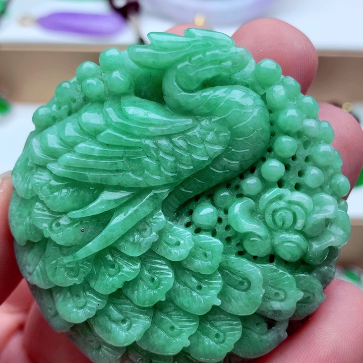 翡翠未镶嵌吊坠(不含链)