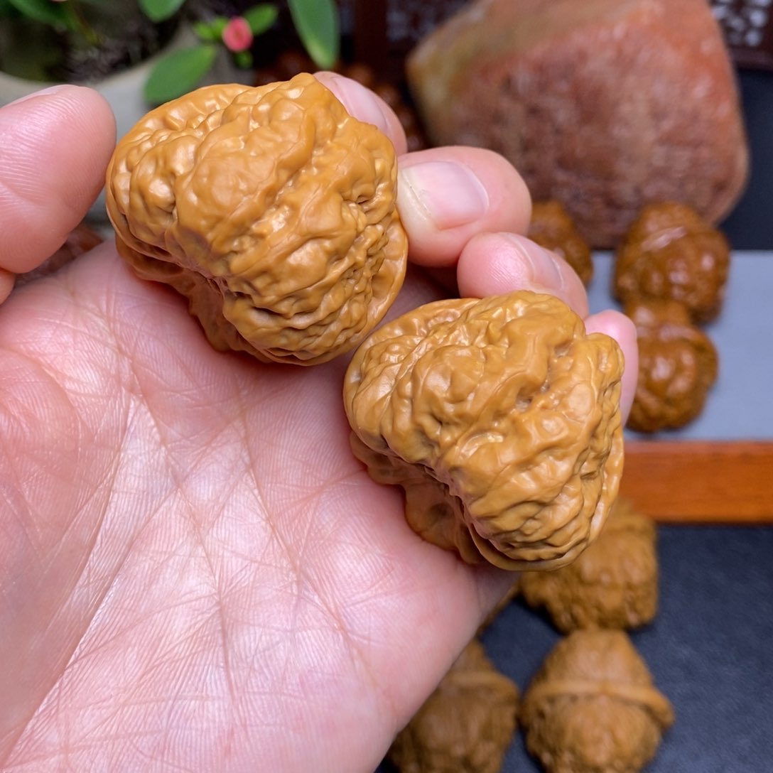 文玩核桃把件39蛤蟆头