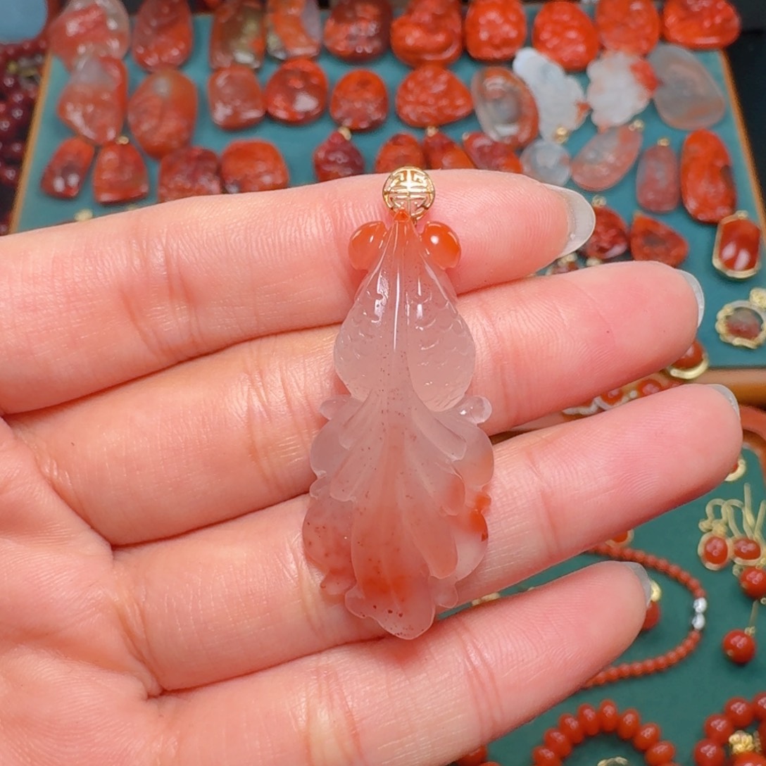 南红玛瑙南红卡4018K金镶嵌