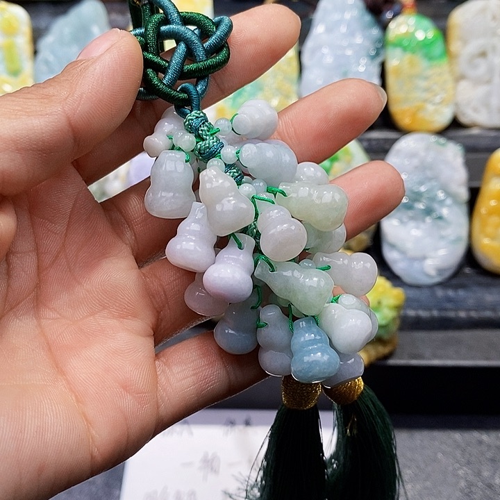 翡翠颈饰未镶嵌翡翠A货一物一证