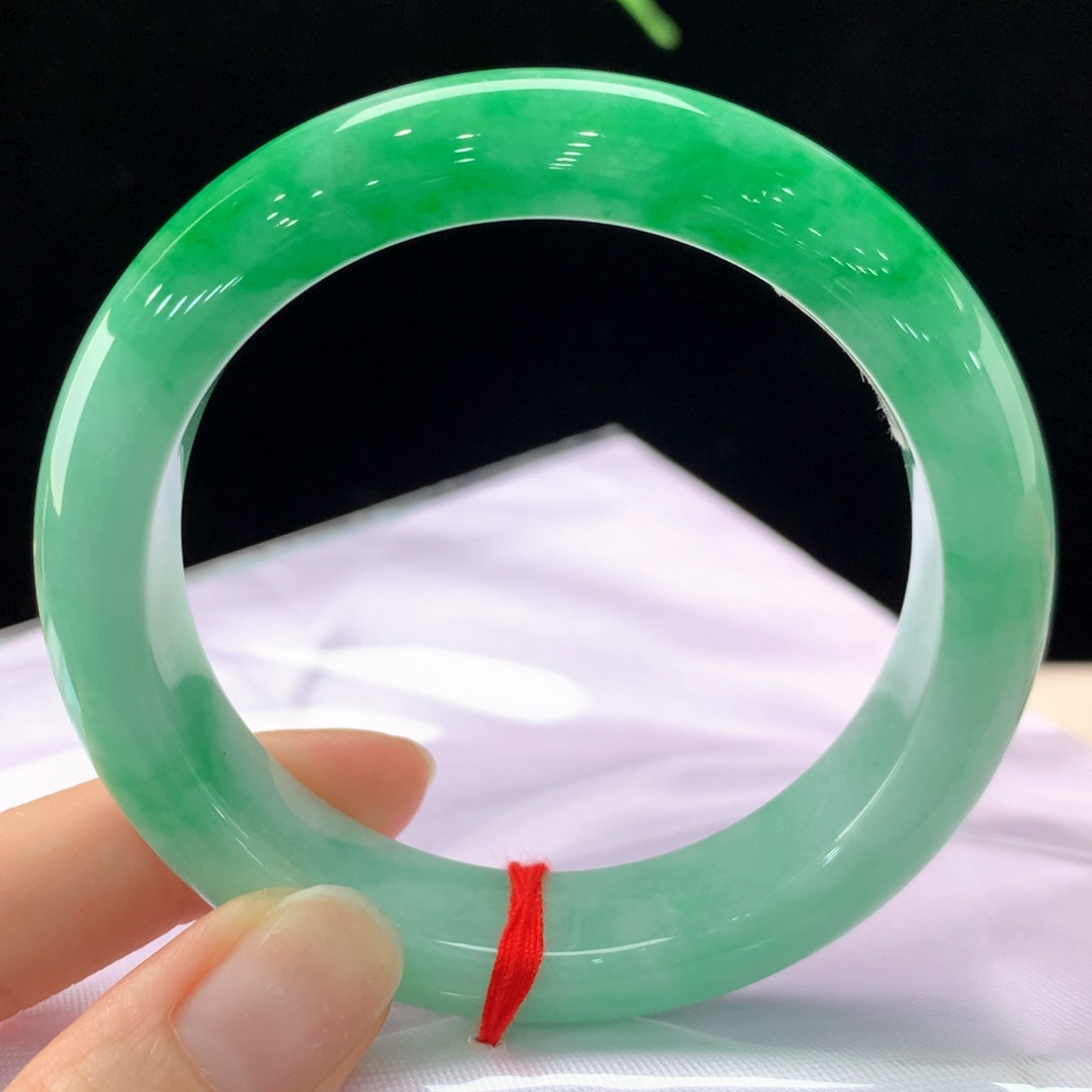 翡翠未镶嵌手镯111-0037