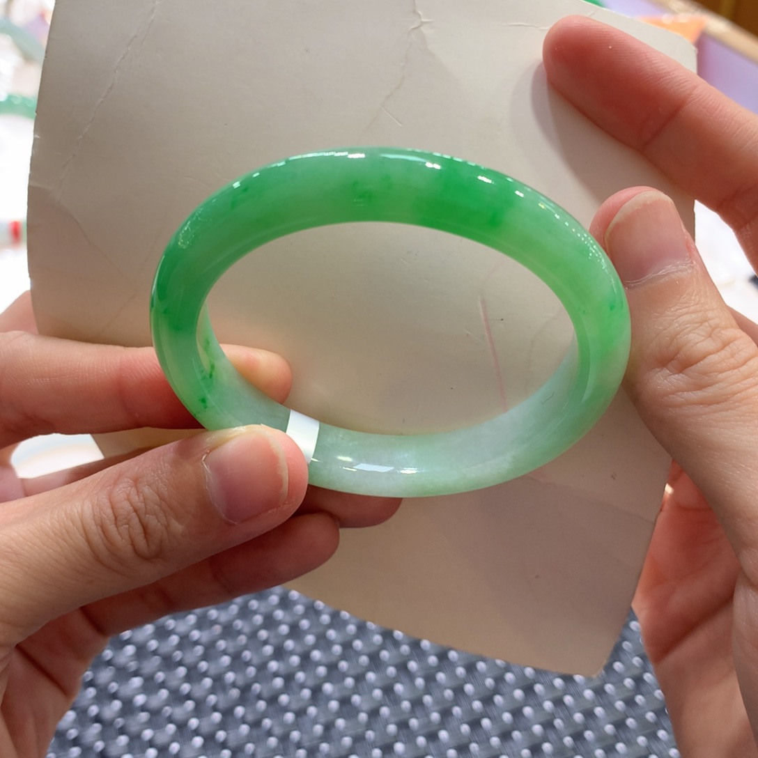 翡翠未镶嵌手镯闪购 5