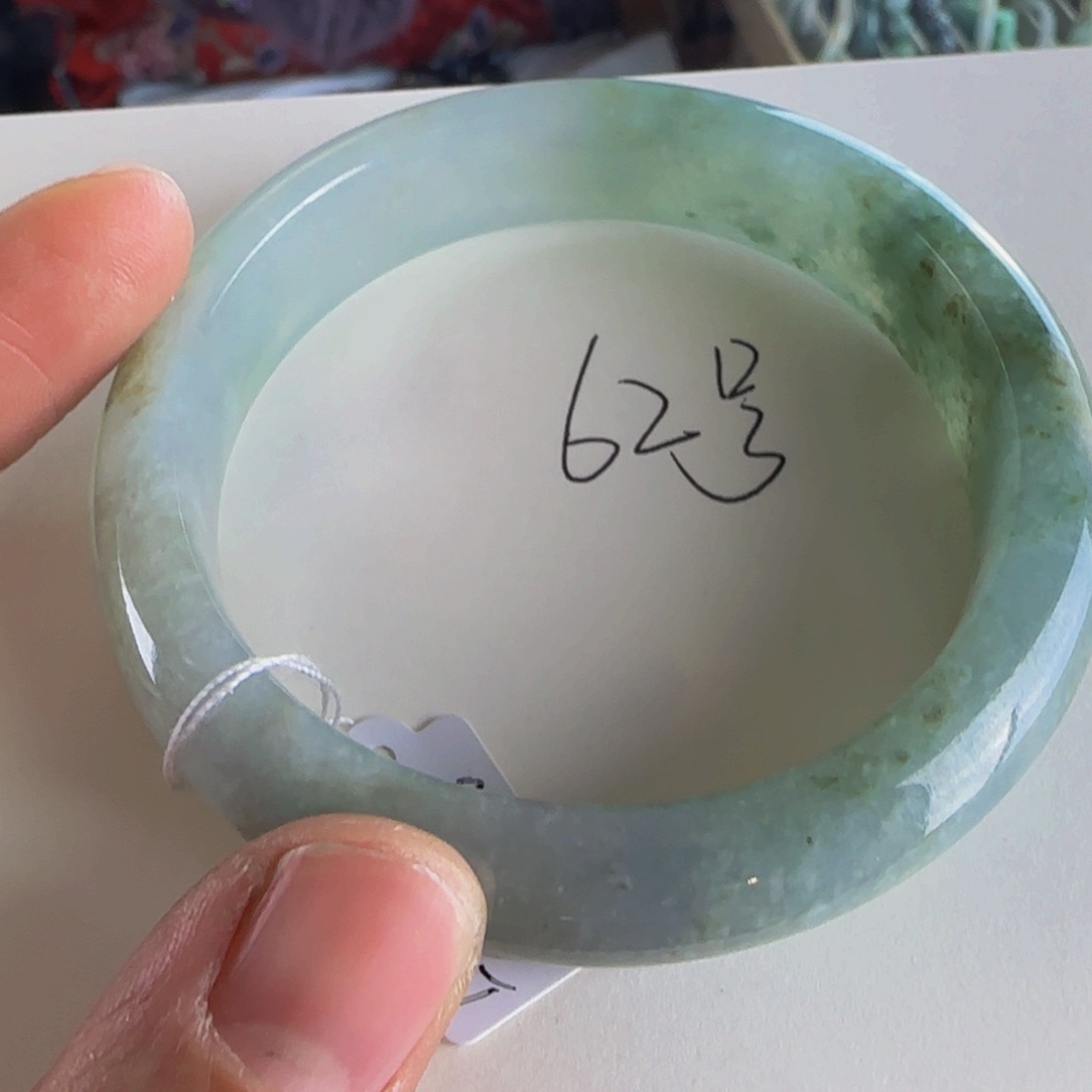 翡翠手镯未镶嵌老坑56圈木那雪花老