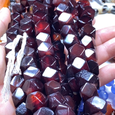 玛瑙/玉髓挂件未镶嵌