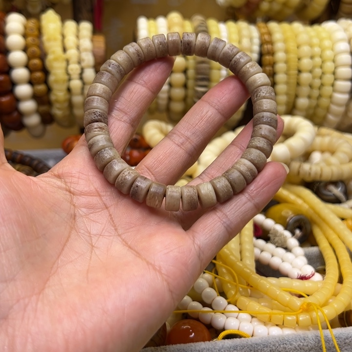 ぶ***鍵驼骨手串/手链直径10嘎手串