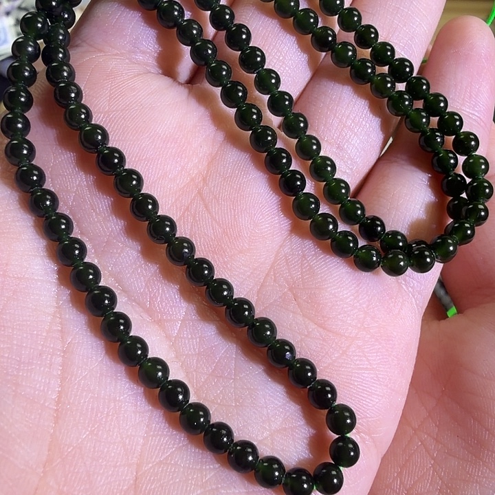 和田玉未镶嵌手链最深色卡4碧玉几乎无黑