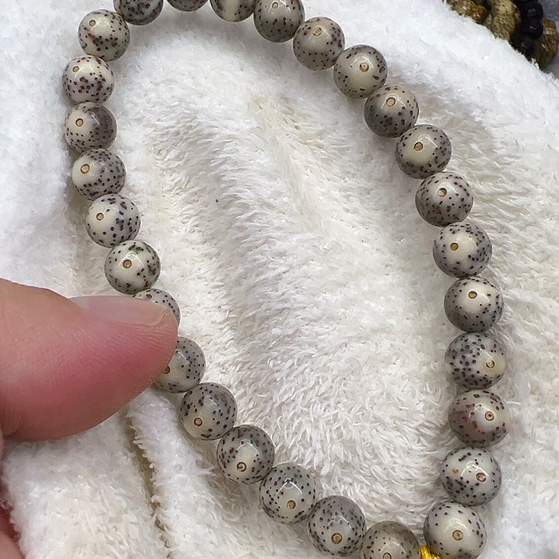 星月菩提手串40傲世卡姿兰大眼睛星月菩提0.9圆手持