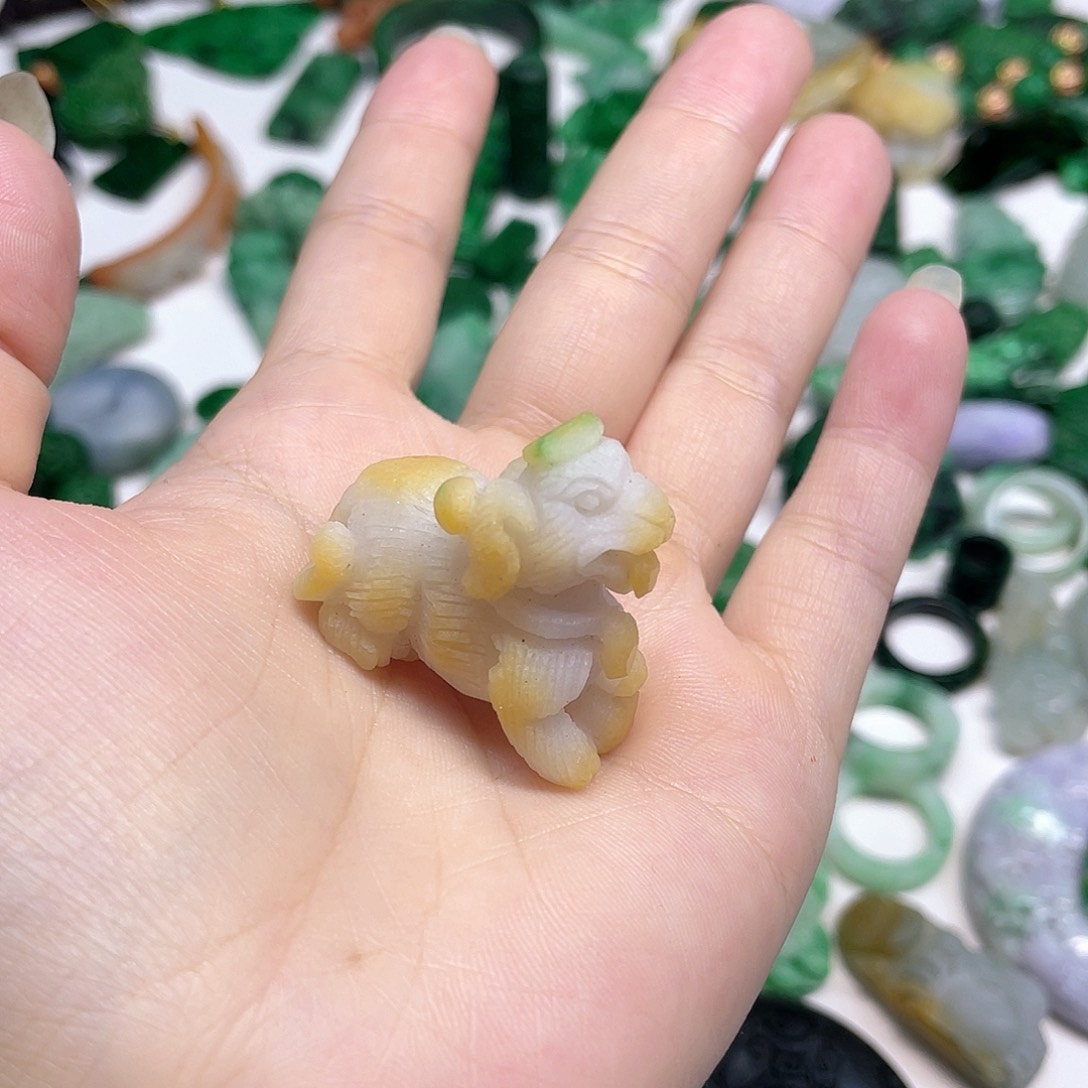 定制翡翠未镶嵌翡翠