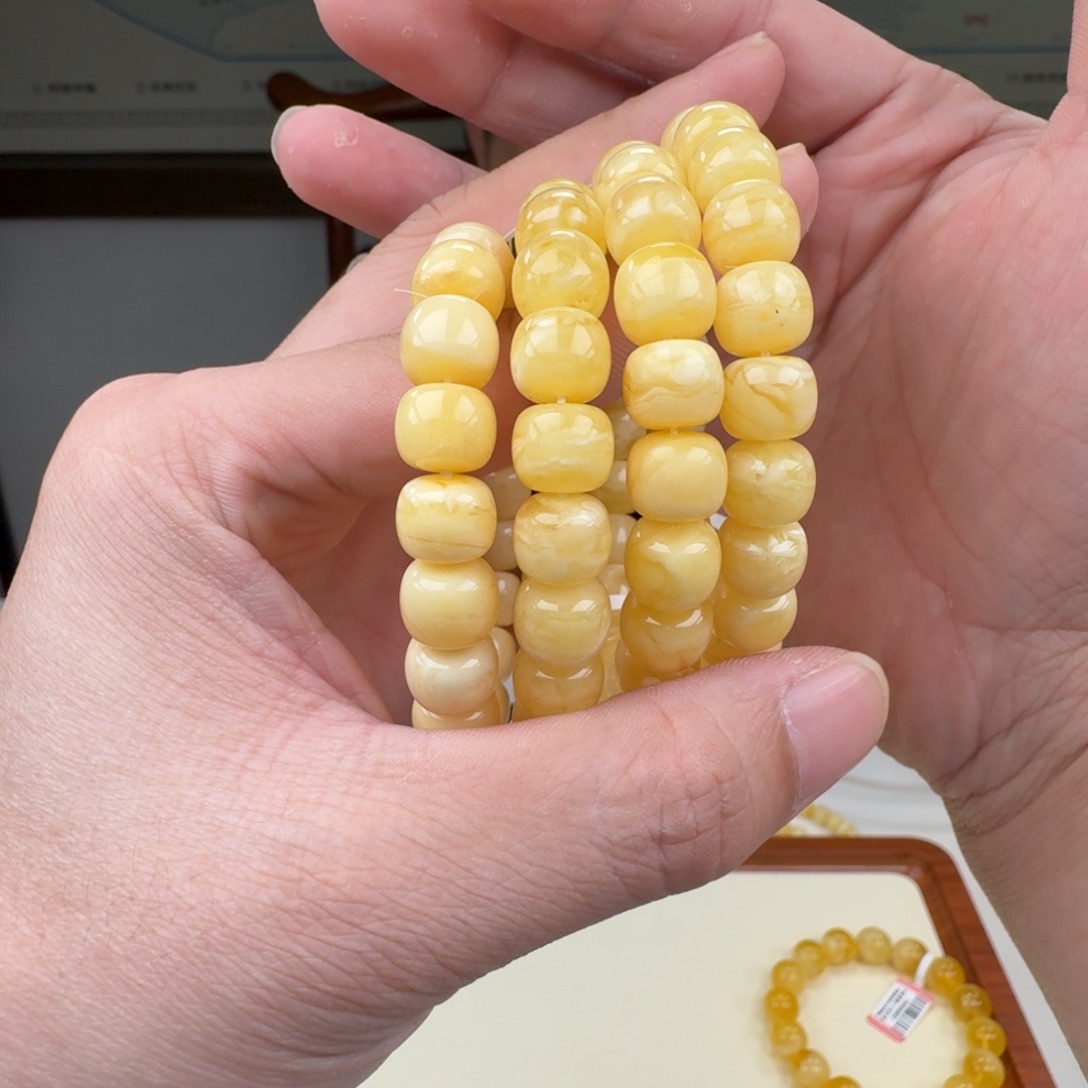 琥珀未镶嵌手链多样性发其一