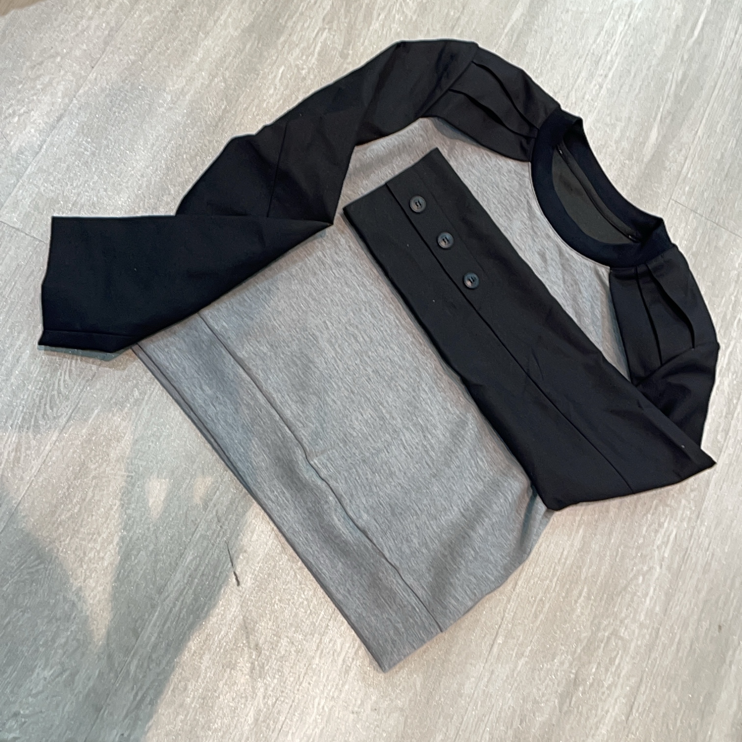 前面CA字母撞色圆领短款长袖卫衣-果梓005