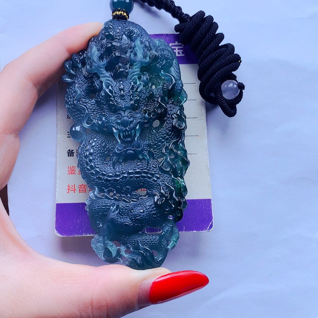 颈饰未镶嵌翡翠艾*伟纯天然Ａ货翡翠，挂件