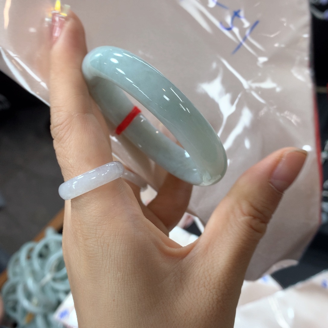 未镶嵌手镯翡翠买断