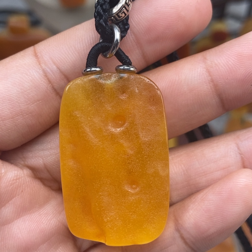 【闪购商品】未镶嵌颈饰琥珀