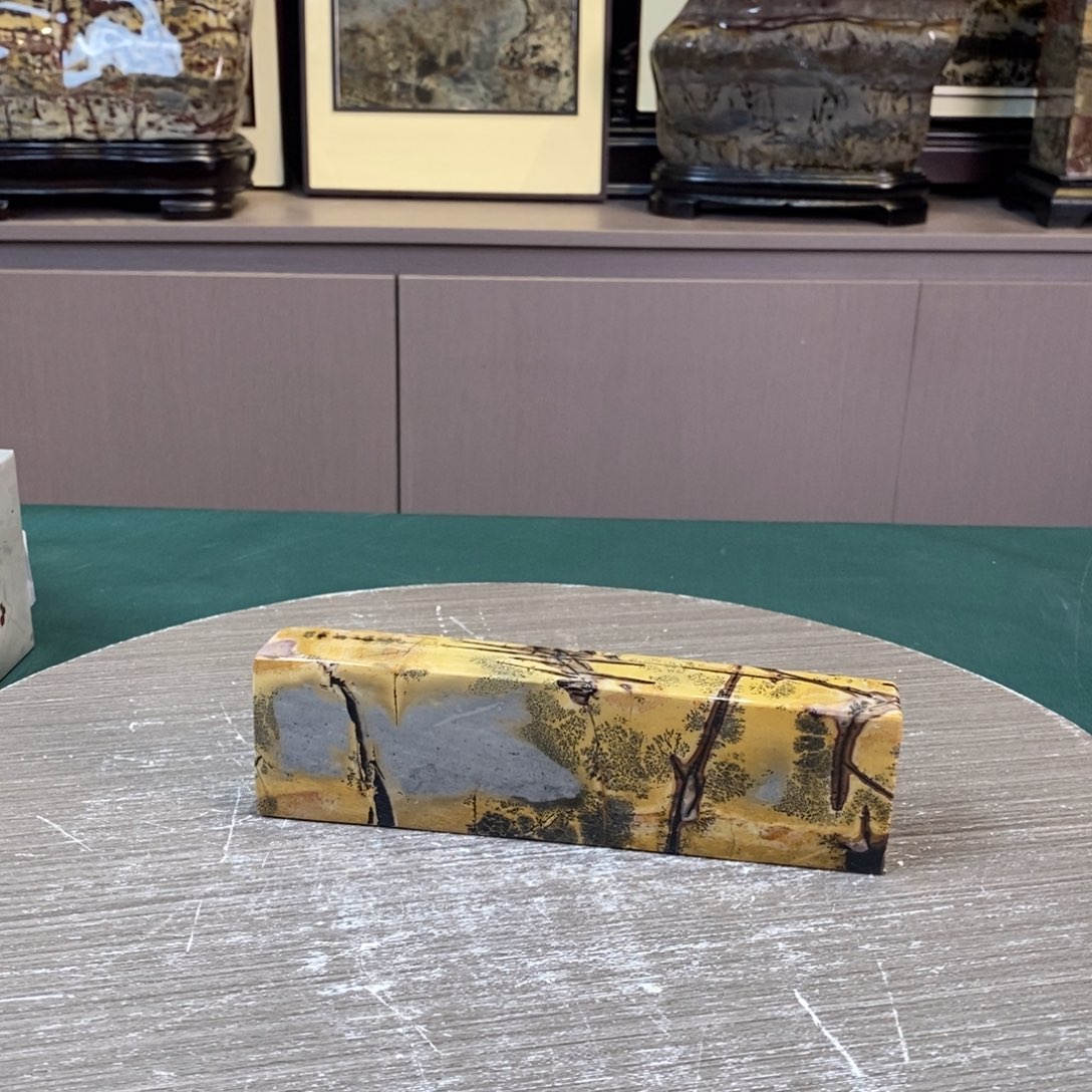 石材大*涯广西国画石草花石