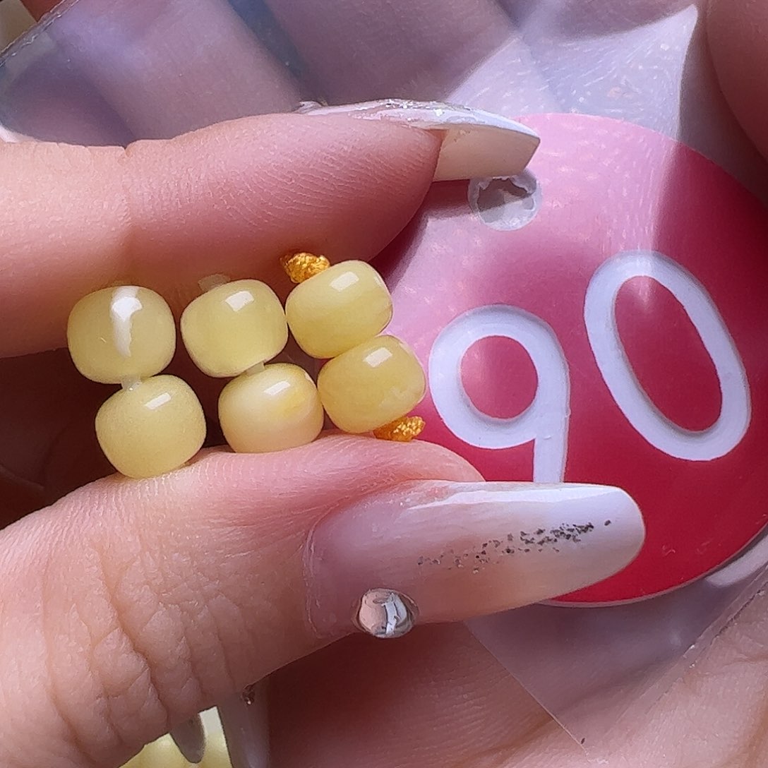 未镶嵌蜜蜡裸石清*6mm老型